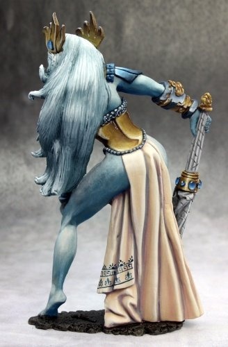 Reaper Yephima Female Cloud Giant Miniature 1